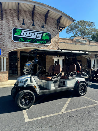 2026 ICON I60LX ALPINE WHITE LITHIUM SN:008005 - 3 Guys Golf Carts