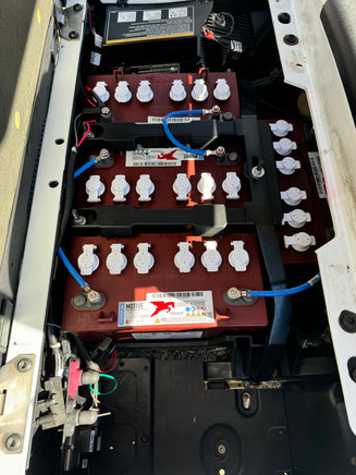 2023 EZGO VALOR SILVER SN:778686 - 3 Guys Golf Carts