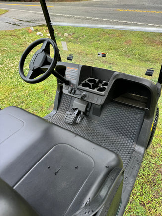 2026 EZGO VALOR EFI MATTE GREEN SN:967639 - 3 Guys Golf Carts