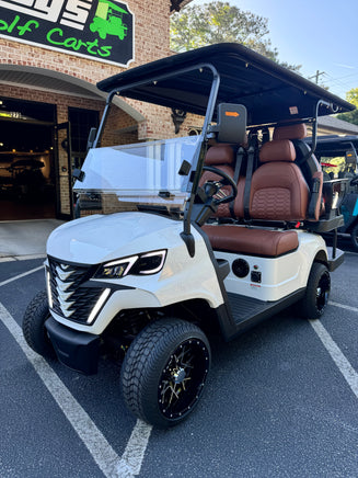 2026 GREYSON 2+2 LITHIUM WHITE SN:02007T - 3 Guys Golf Carts