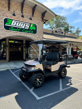 2025 DENAGO NOMAD XL CHAMPAGNE LITHIUM GEN 2 SN:415875 - 3 Guys Golf Carts