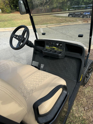 2023 MADJAX X-SERIES CHARCOAL SN:000052 - 3 Guys Golf Carts