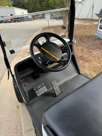 2019 EZGO VALOR 2+2 GAS WHITE SN:3397031 - 3 Guys Golf Carts