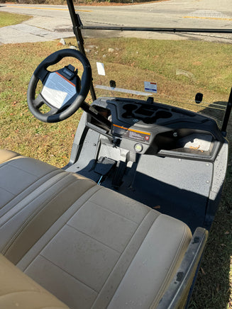 2026 YAMAHA DRIVE 2 EFI CARBON GRAY SN:900838 - 3 Guys Golf Carts